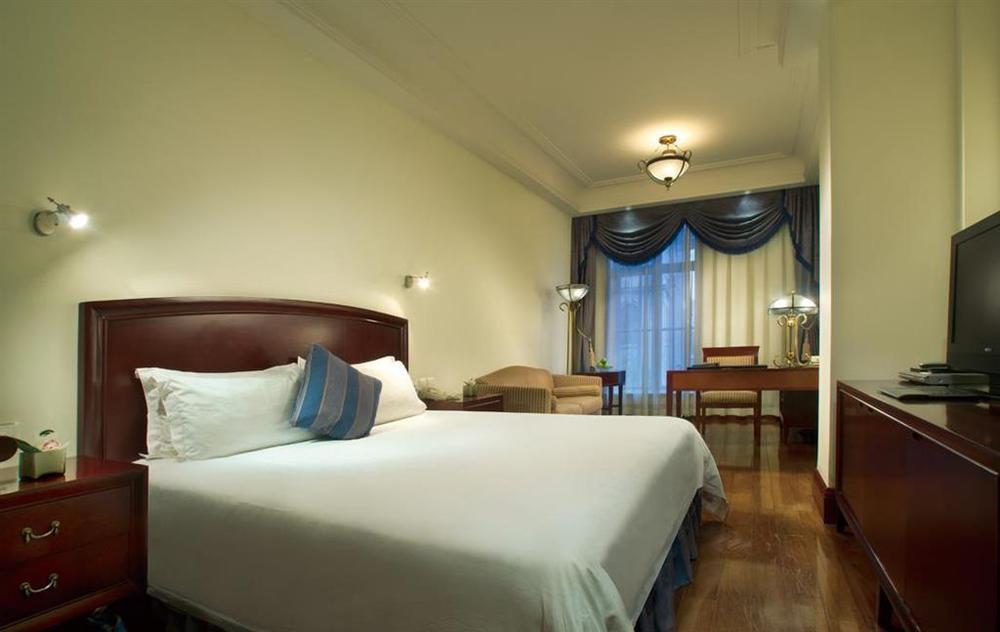 Astor House Hotel Shanghai Room photo